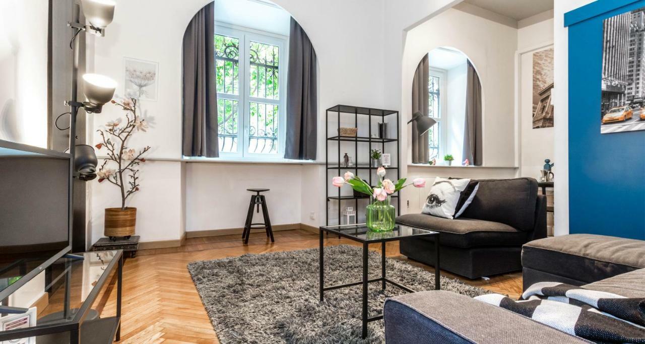 Hintown Castle Mansion Daire Milano Dış mekan fotoğraf